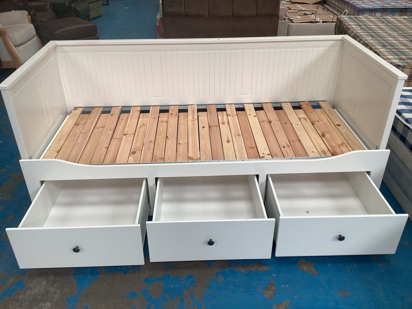 Ikea Hermes day bed