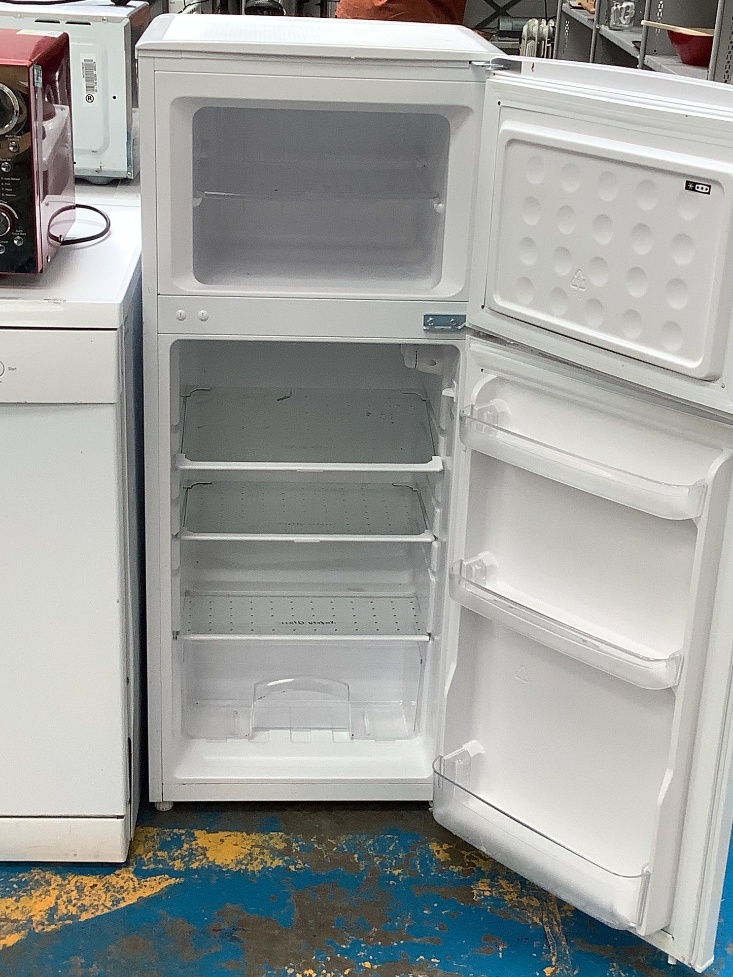 Fridge freezer