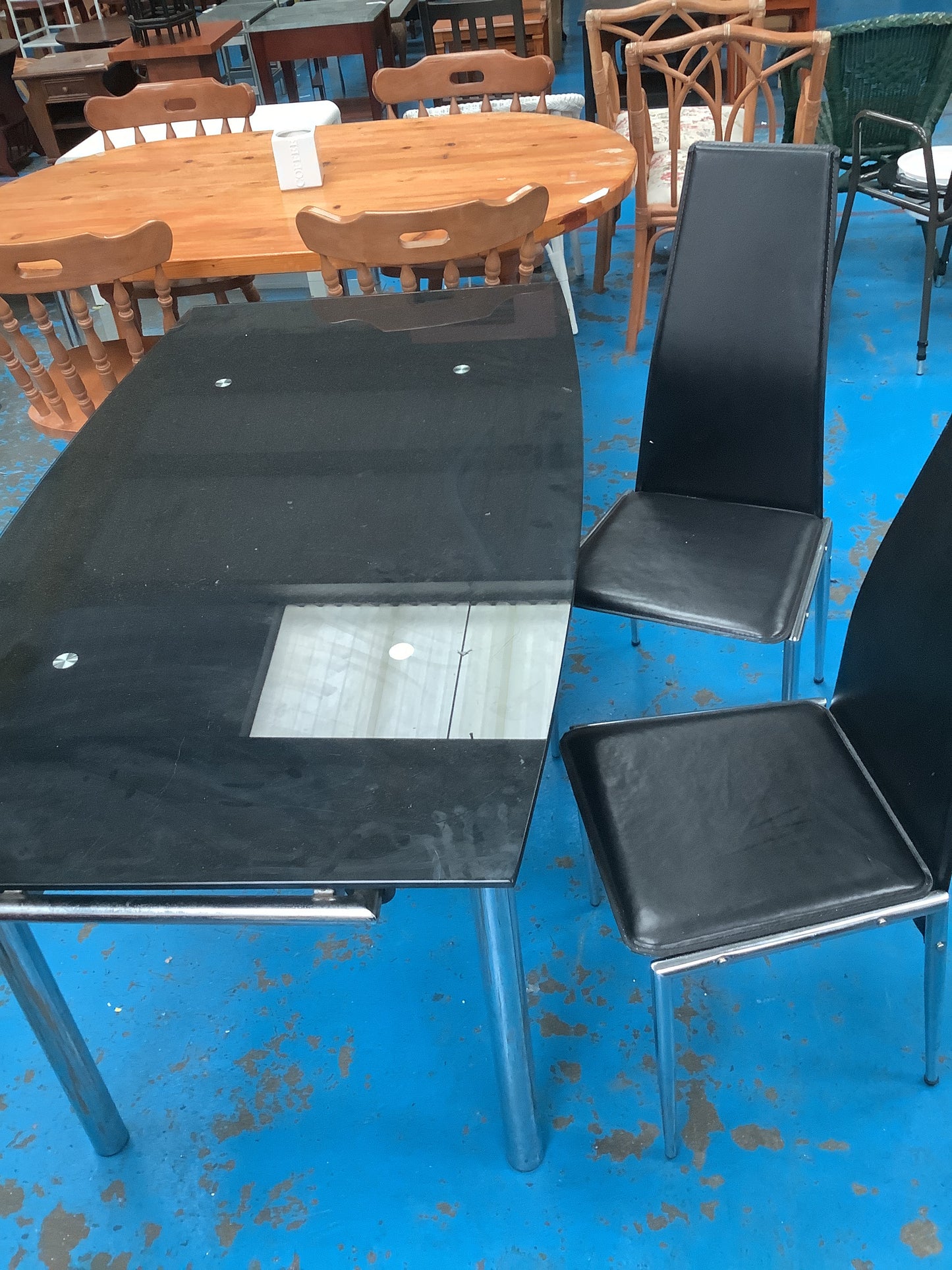 Table 2 chairs