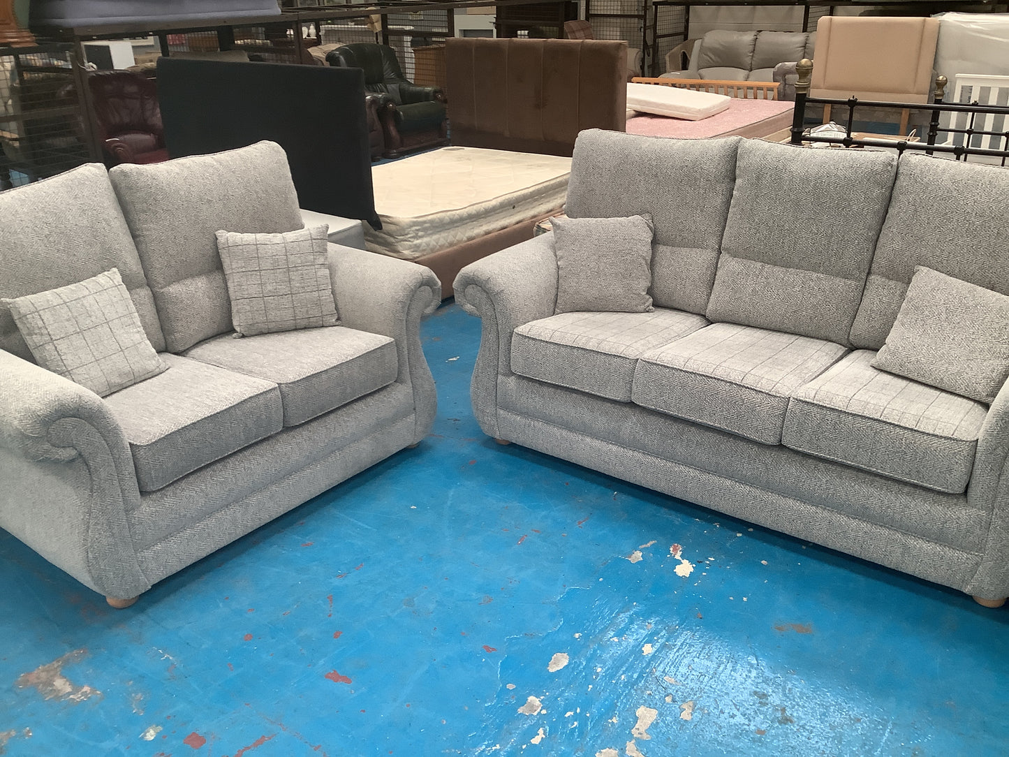 3 seater and 2 seater sofa
