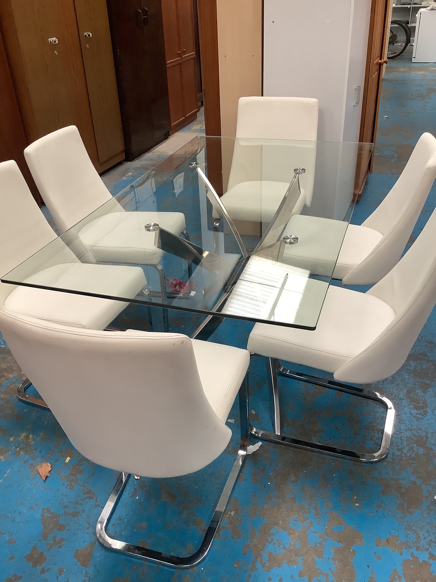 Dining table and 6 chairs.