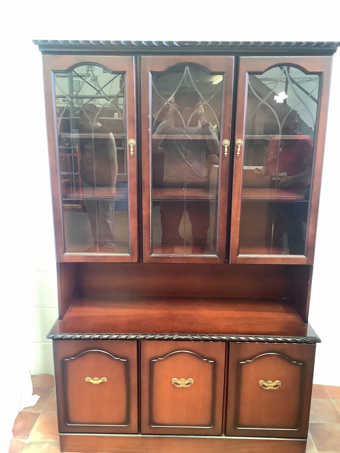 Wall unit