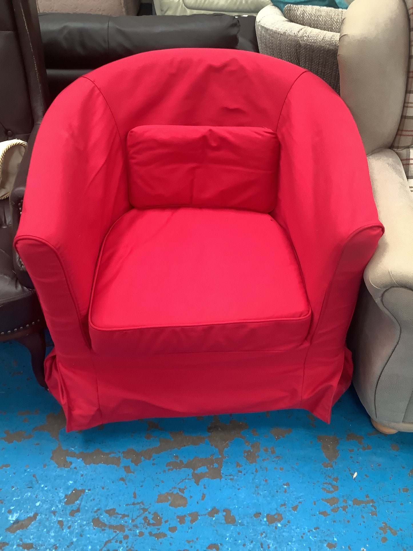 Red tub chair