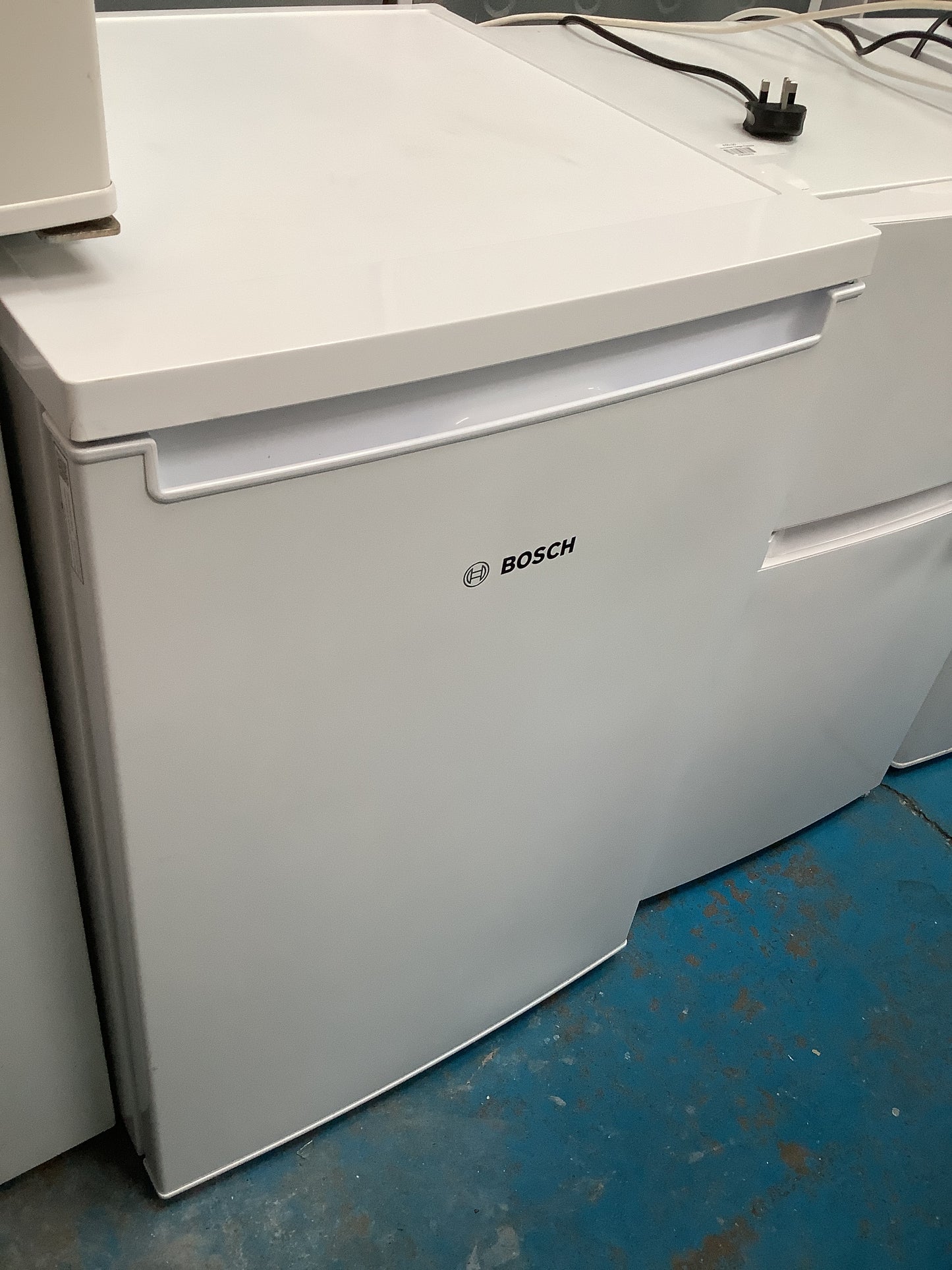Undercounter fridge