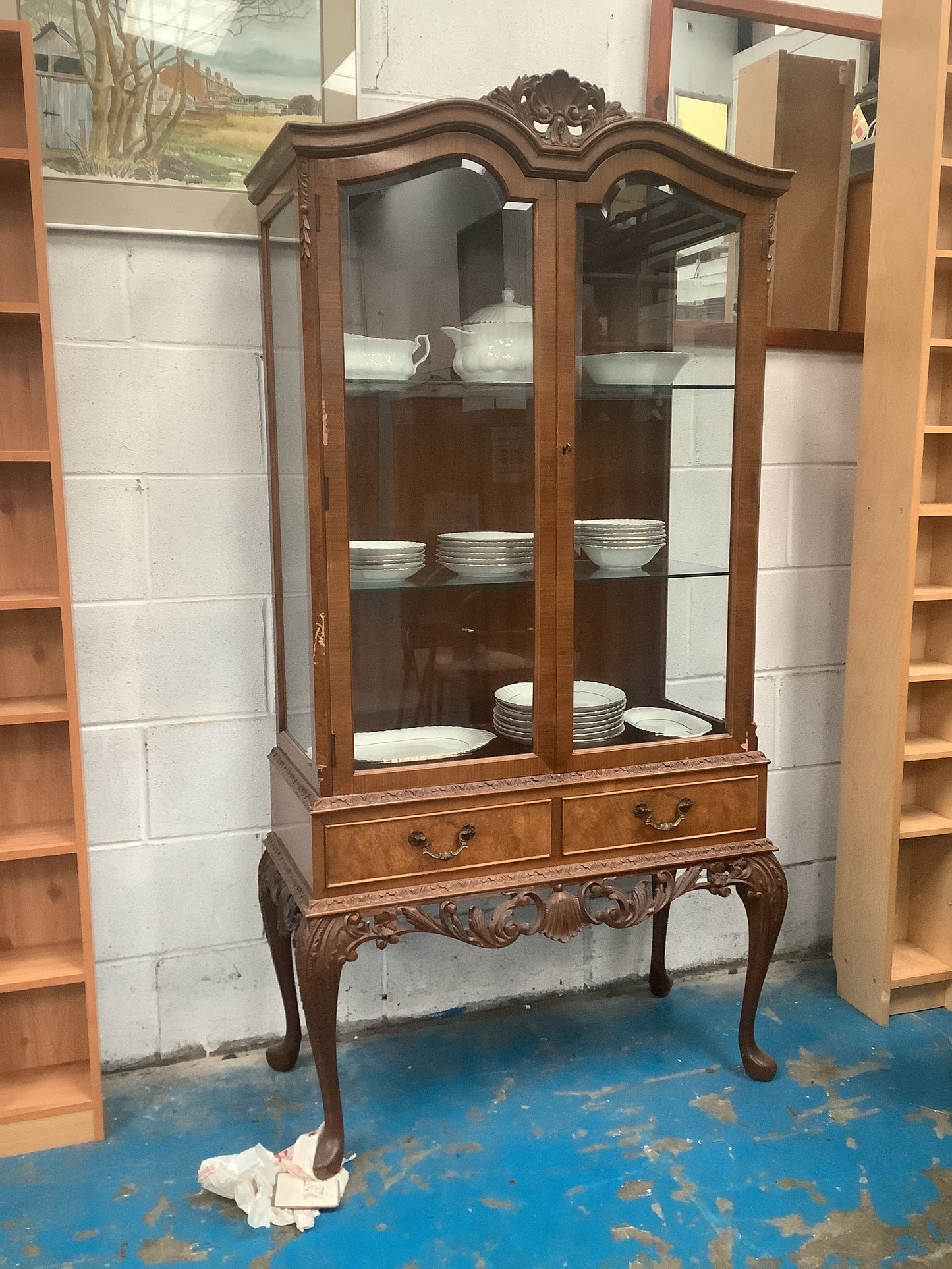Display cabinet
