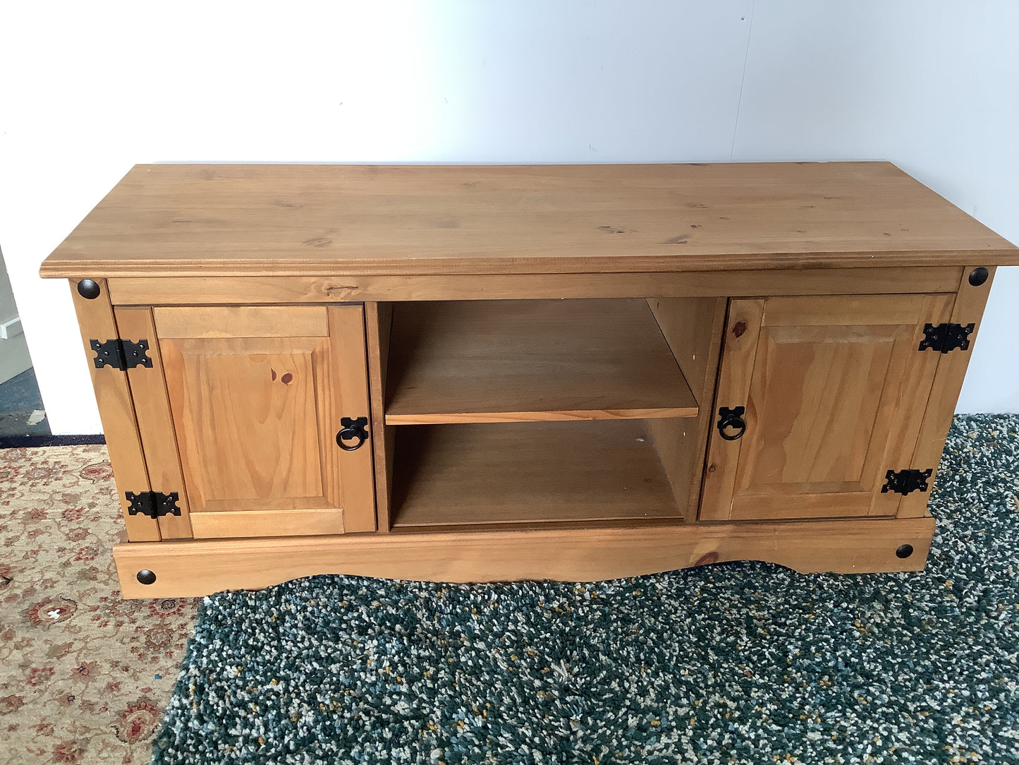 Tv unit