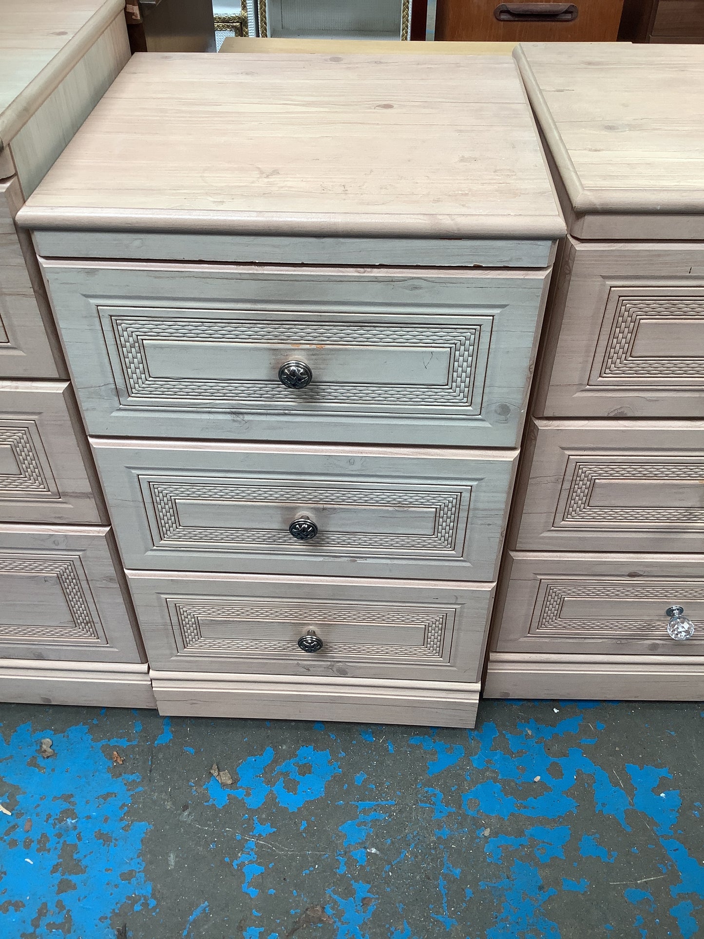 Bedside cabinet