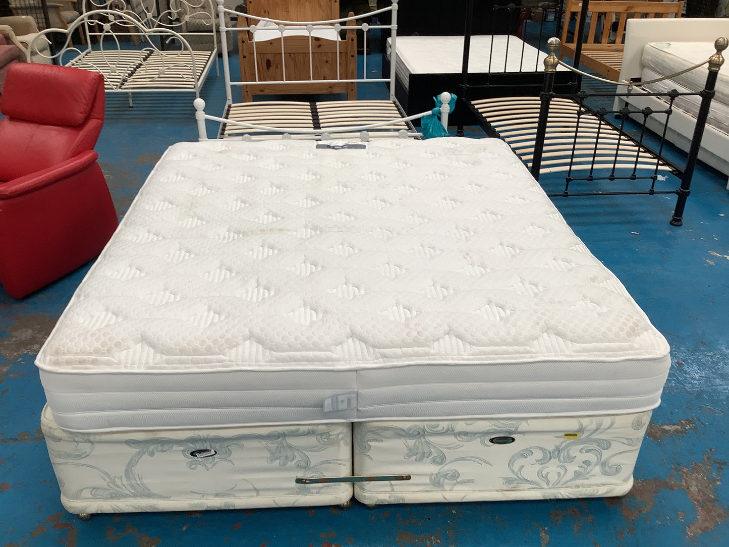 Super king size bed