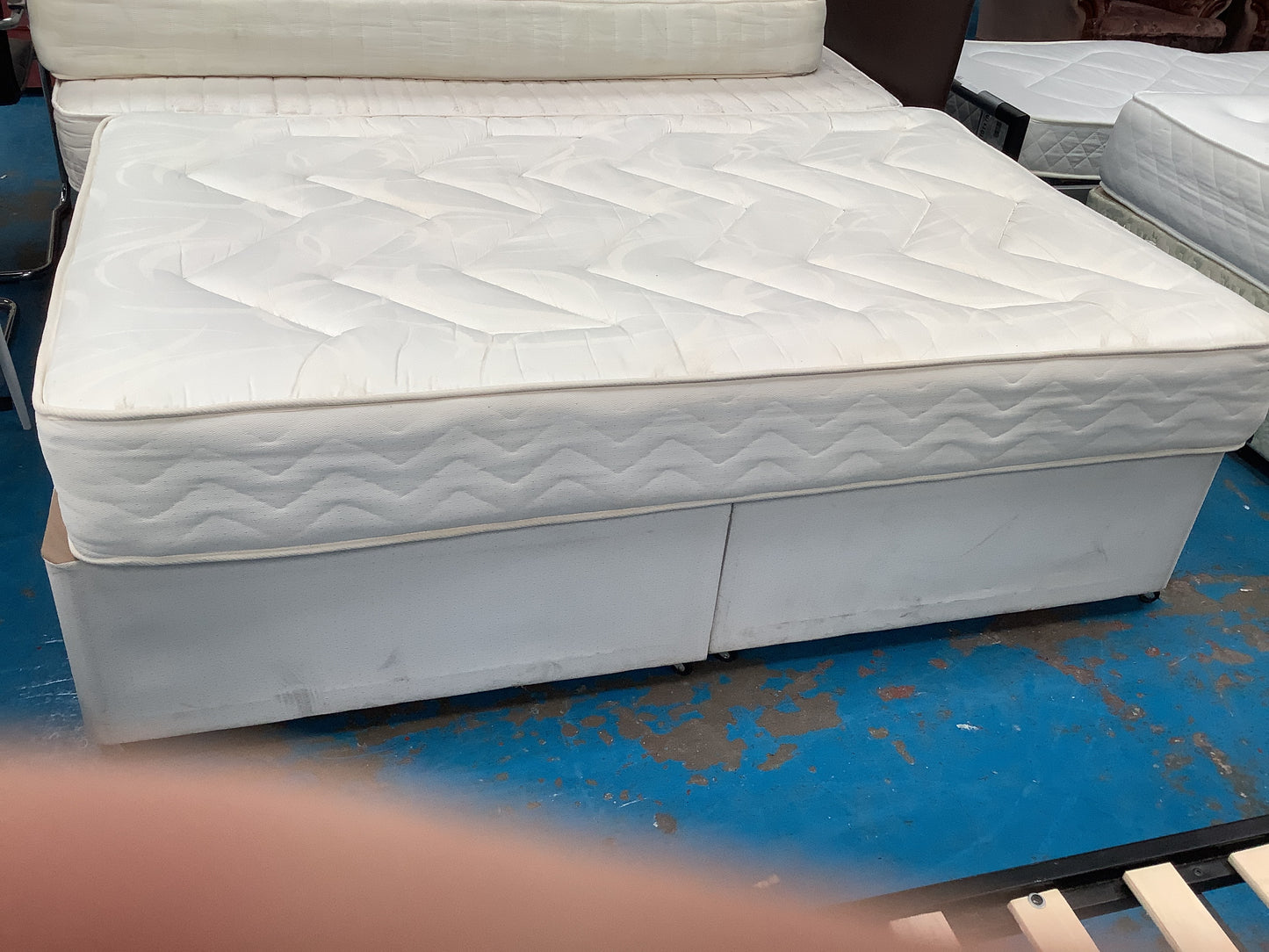 3/4 base and mattress