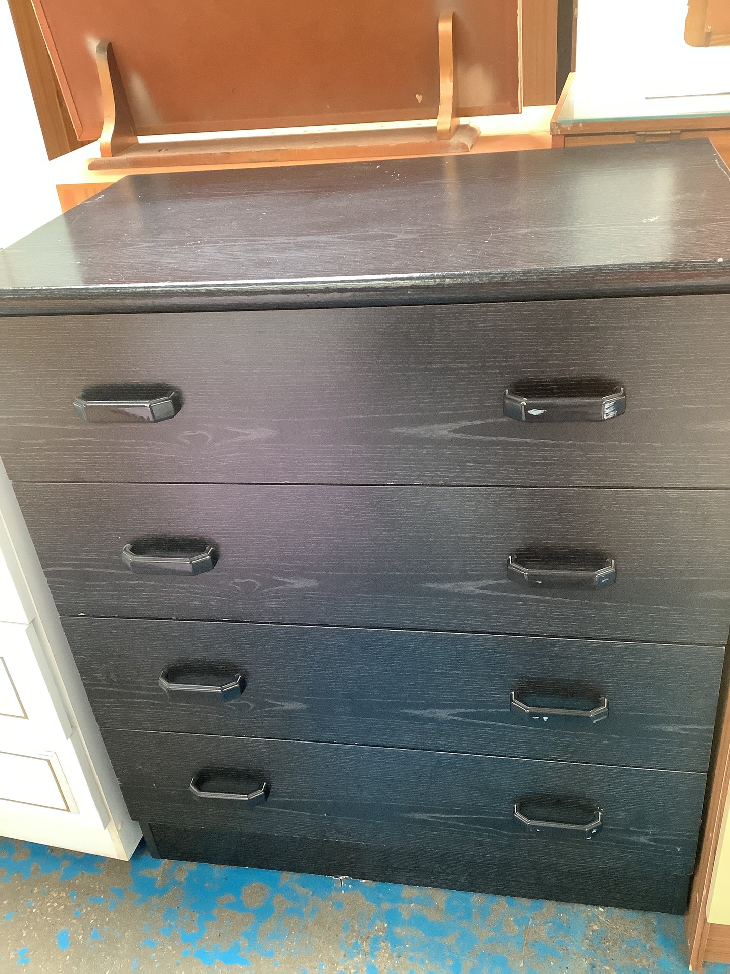 Black chest of drawers