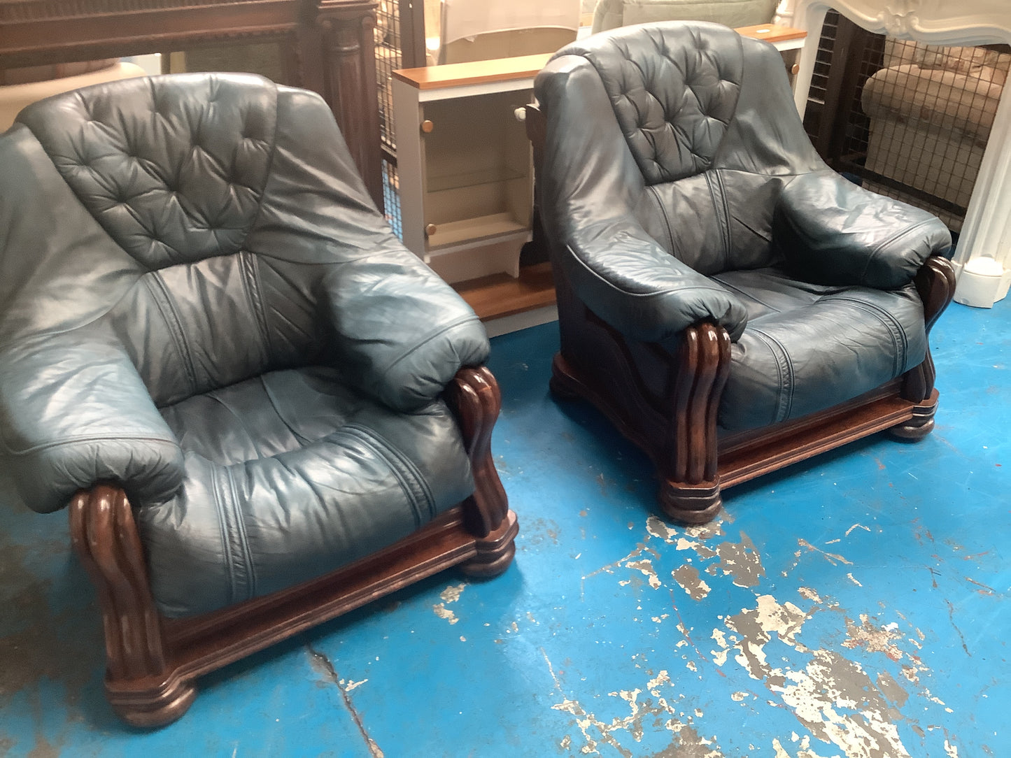 2 seater and 2 armchairs
