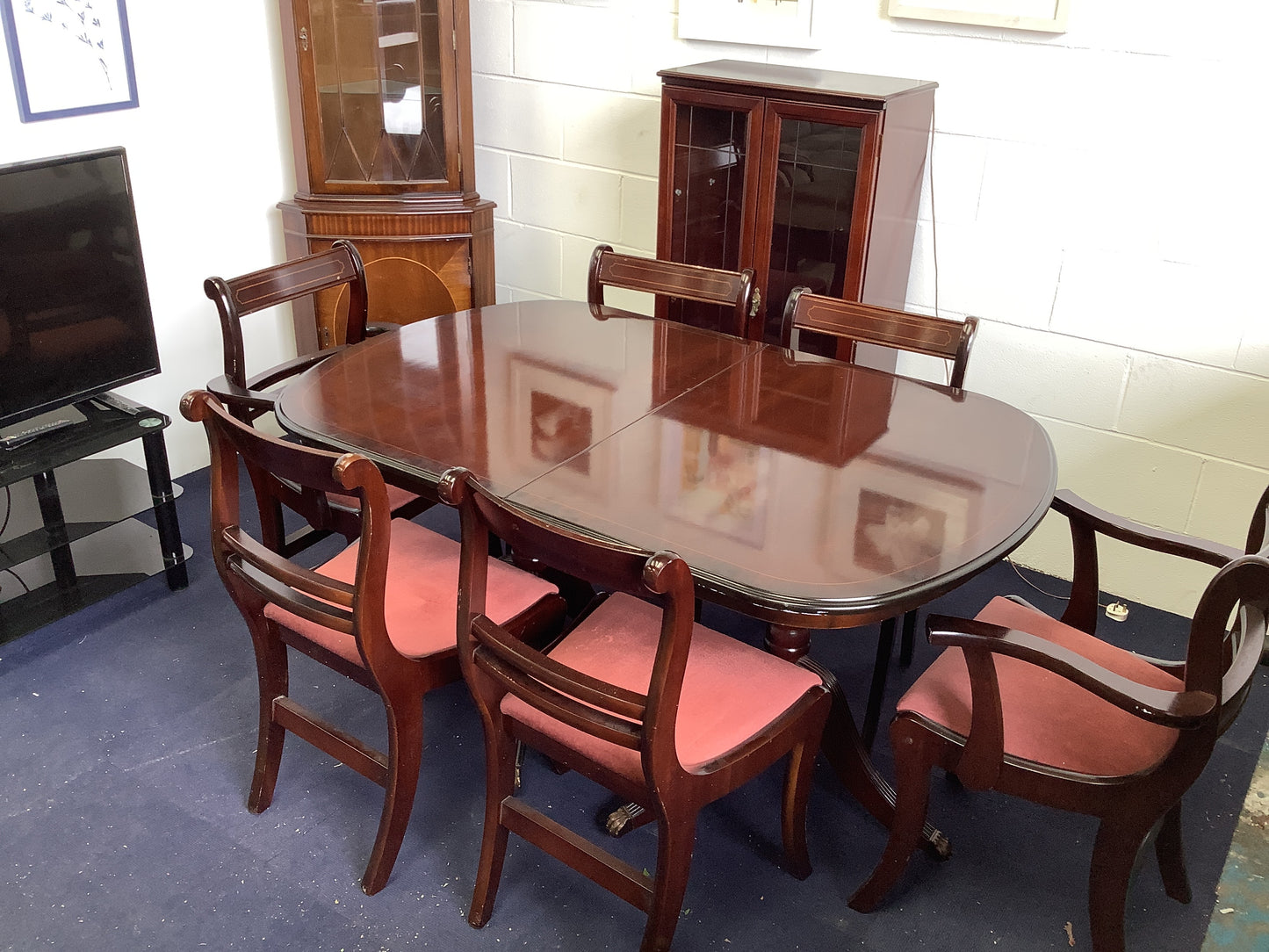 Table and 6 chairs.