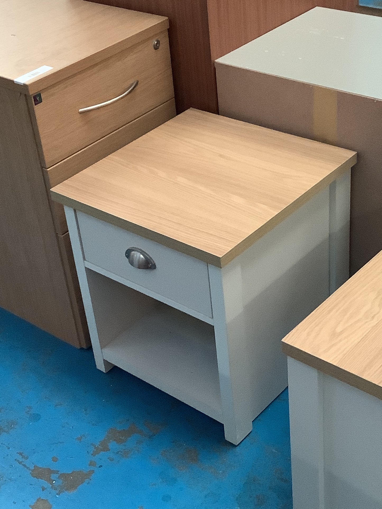 Bedside cabinet