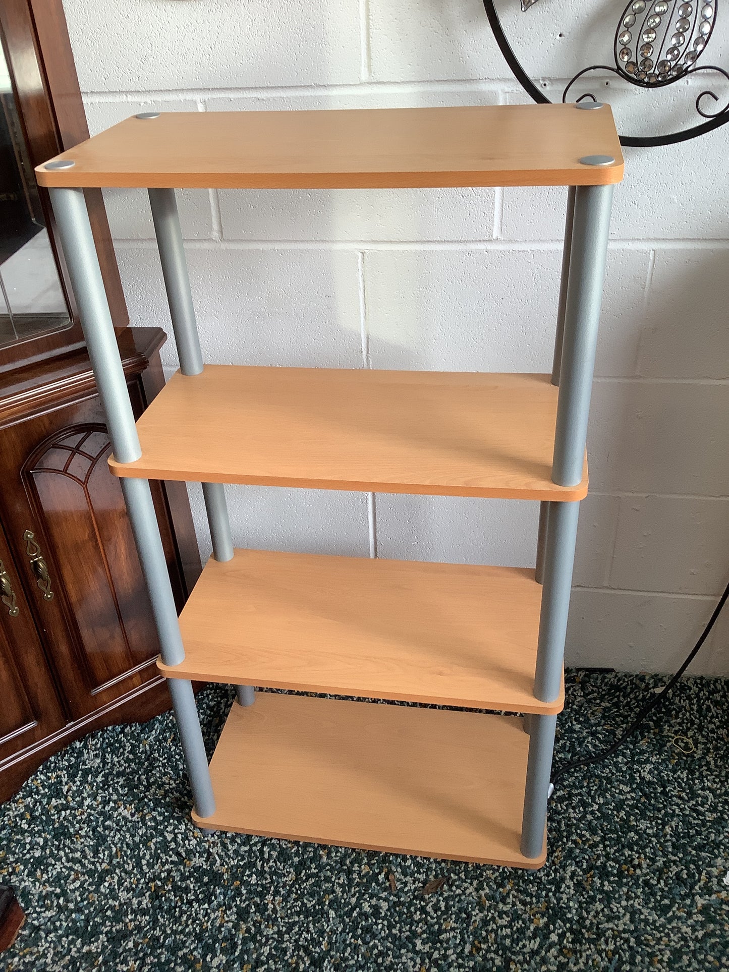 Shelving unit