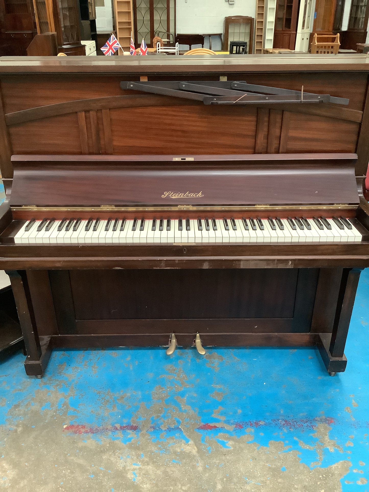 Steinbach Piano