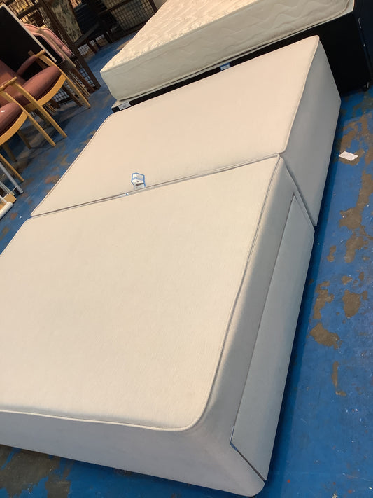 Double bed base