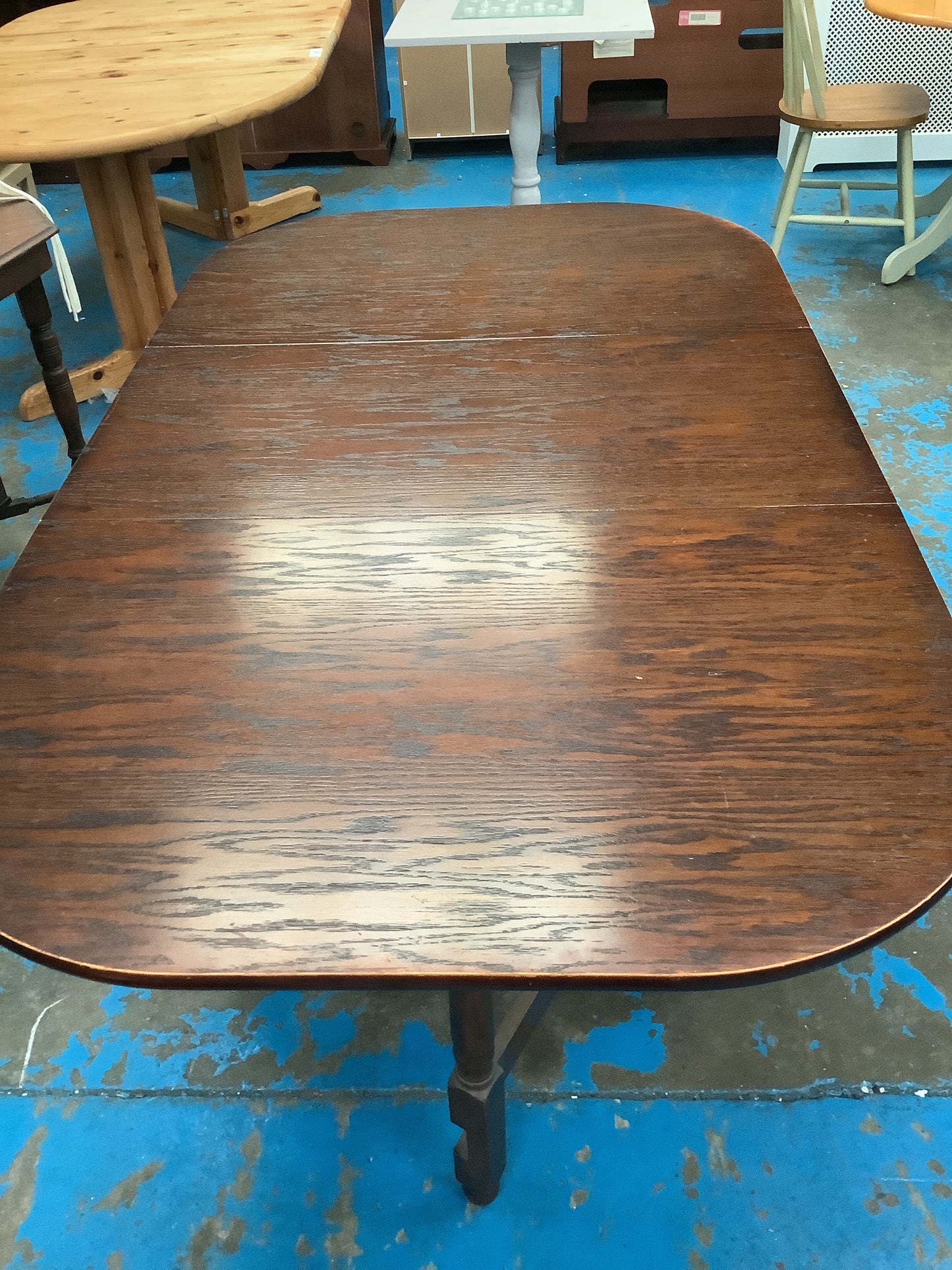 Drop leaf table