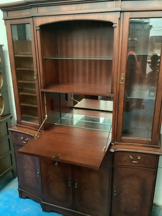 Wall unit