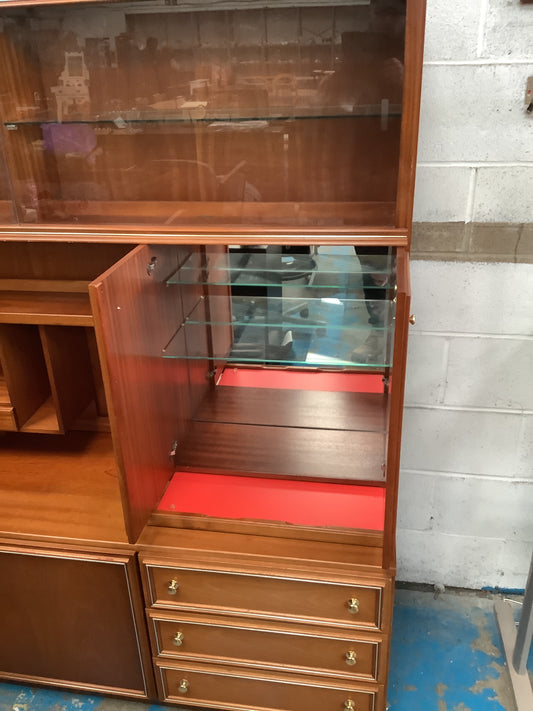 Wall unit