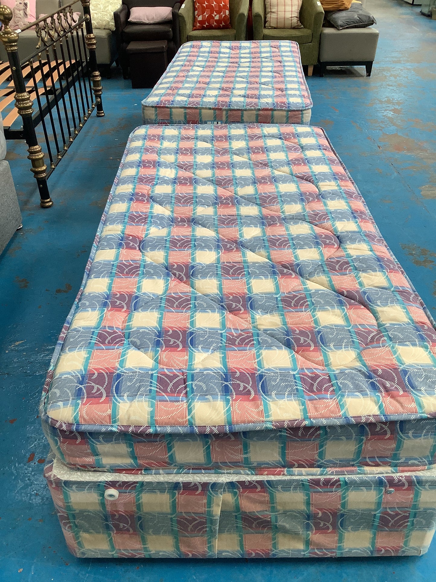 Single bed