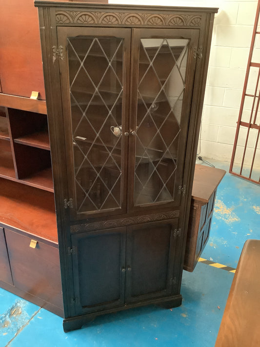 OAK CORNER CABINET