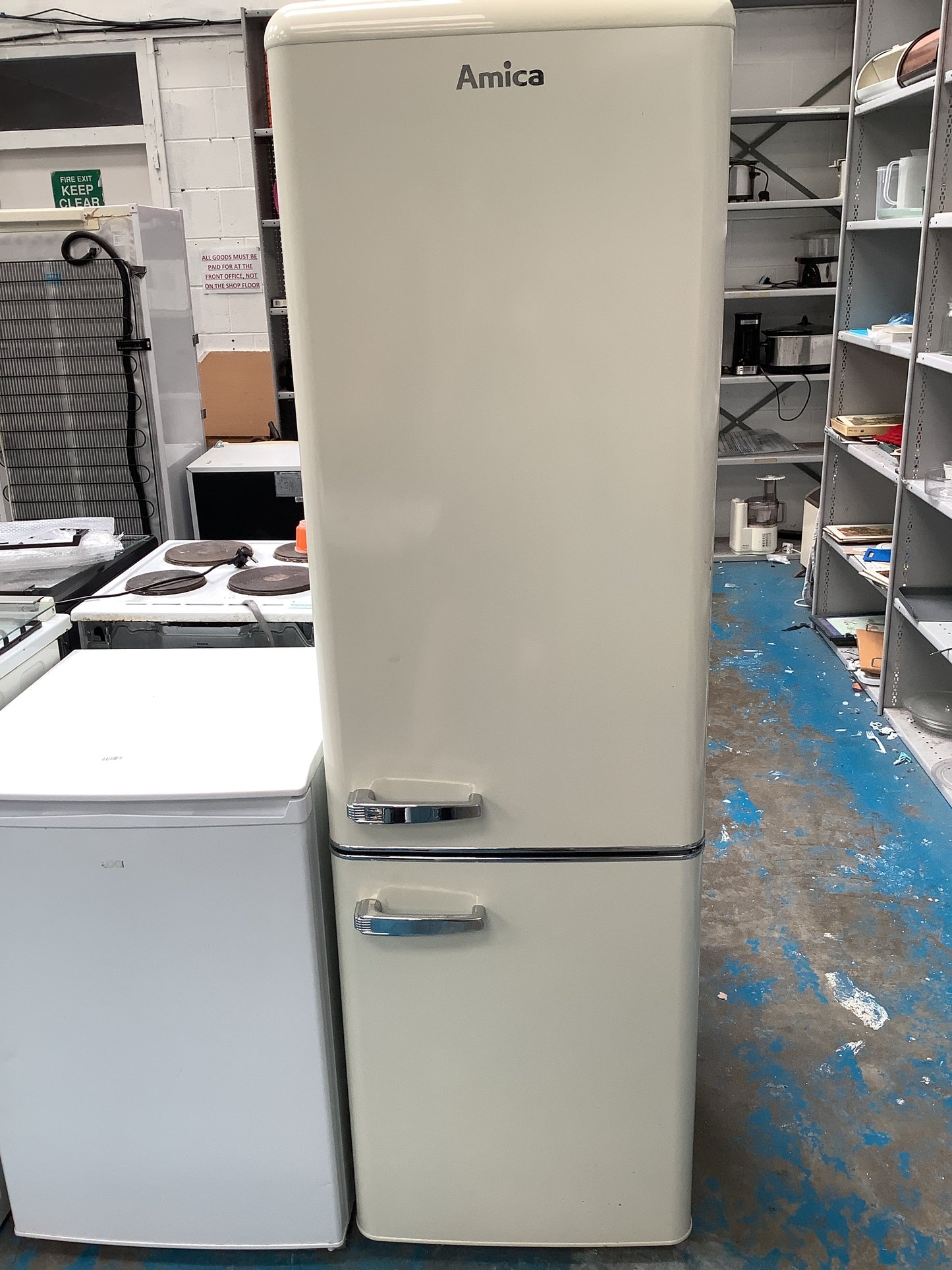 Fridge freezer
