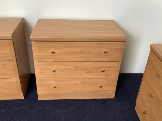 Chest of drawers