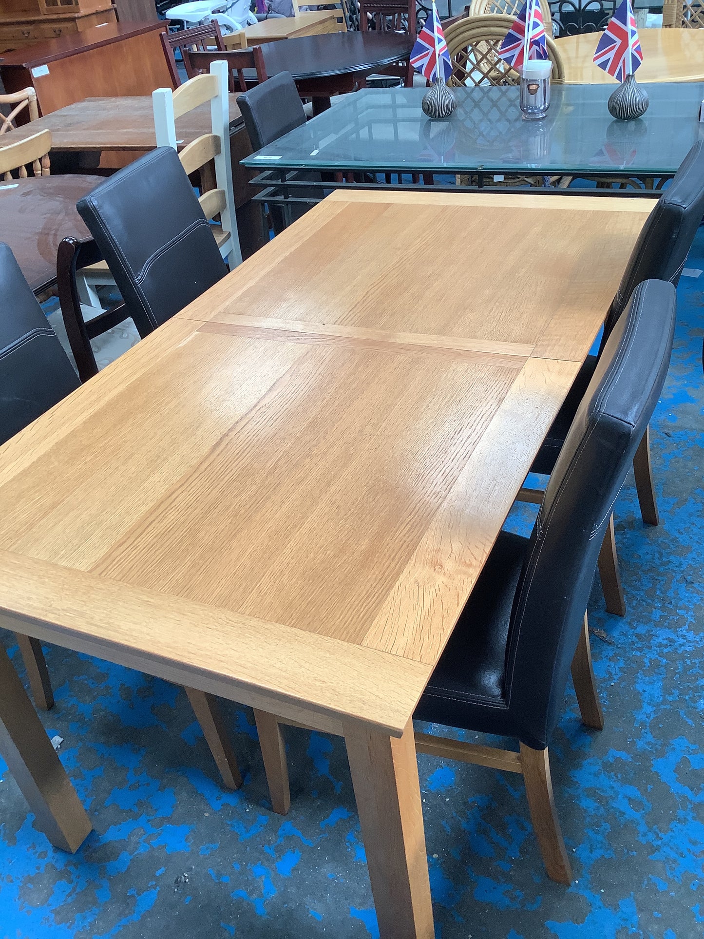 Table and 4 chairs