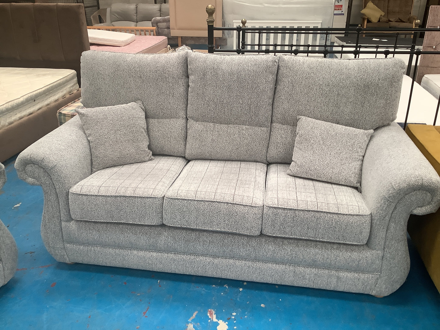 3 seater and 2 seater sofa