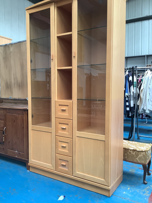 Wall unit