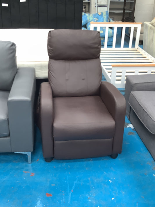 Reclining massage chair