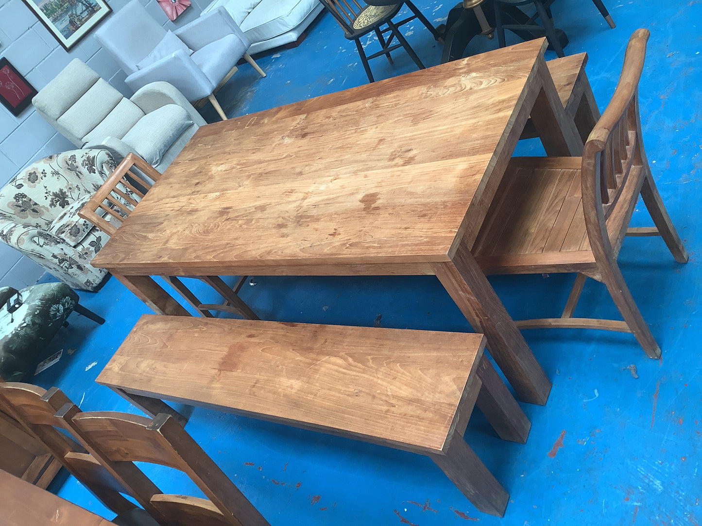 Dining table , 2 benches and 2 chairs