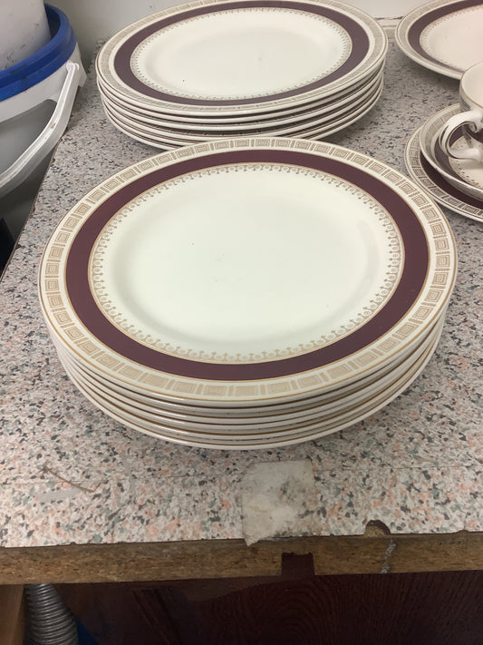 33 piece crown ducal dinner service set