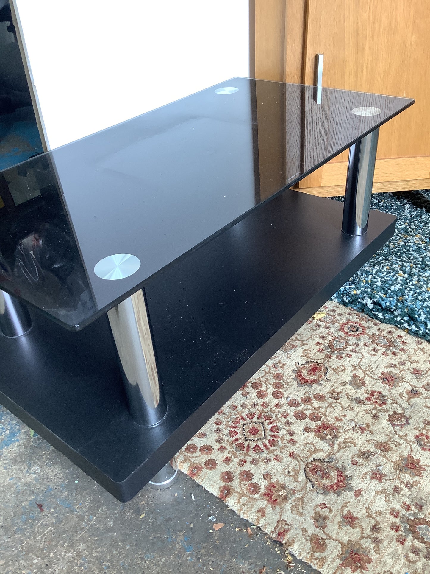 Tv unit
