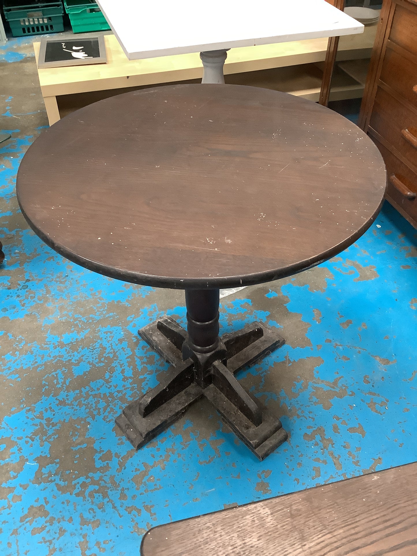Pub table