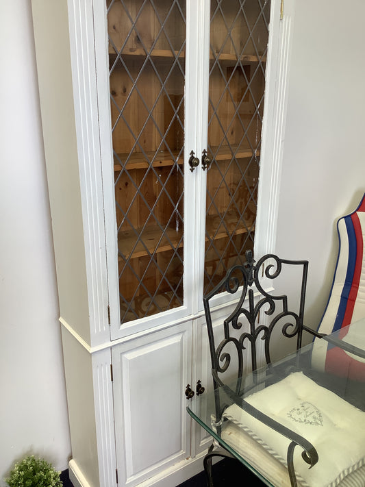 Pine painted shelving unit