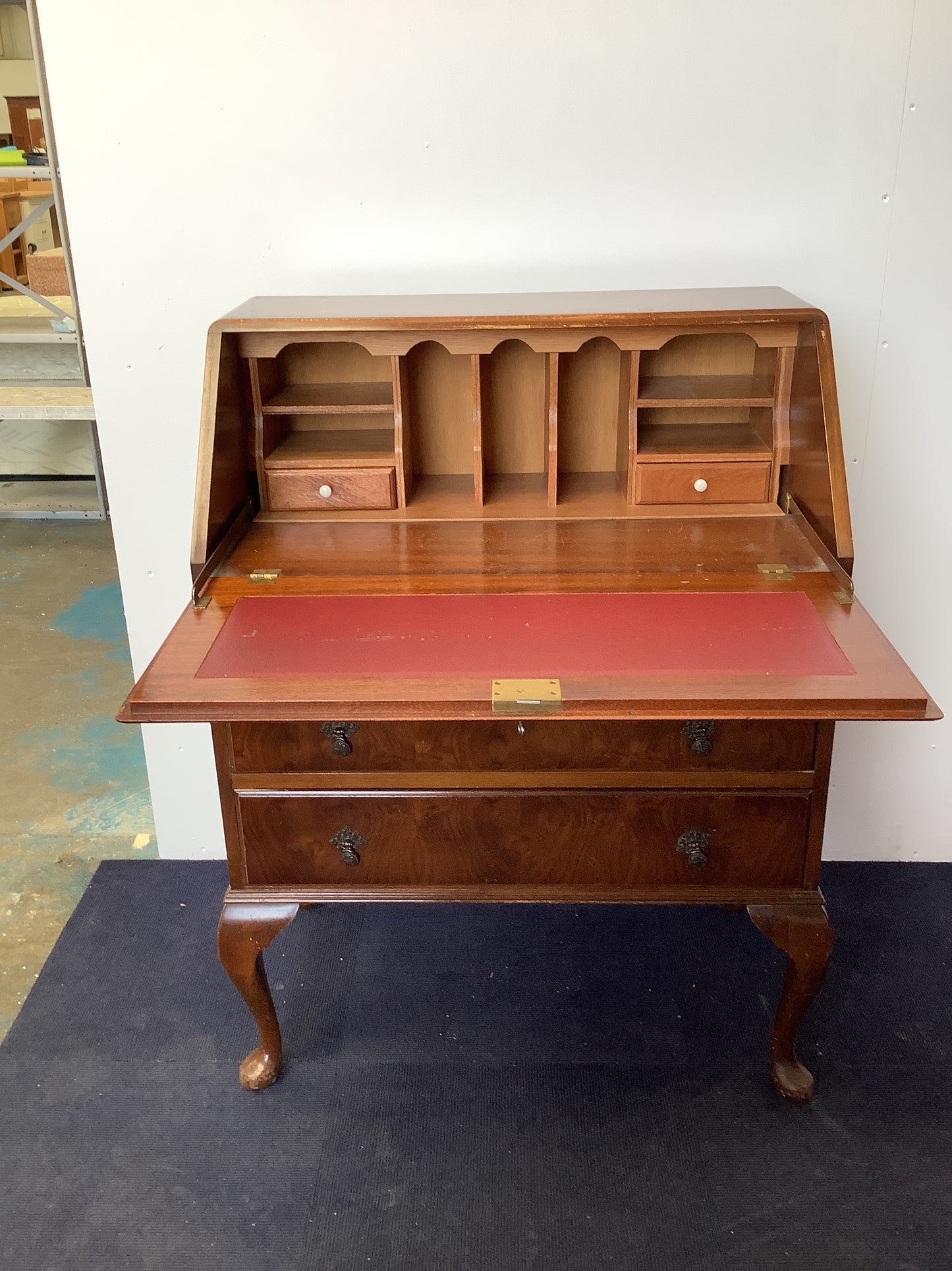Writing cabinet