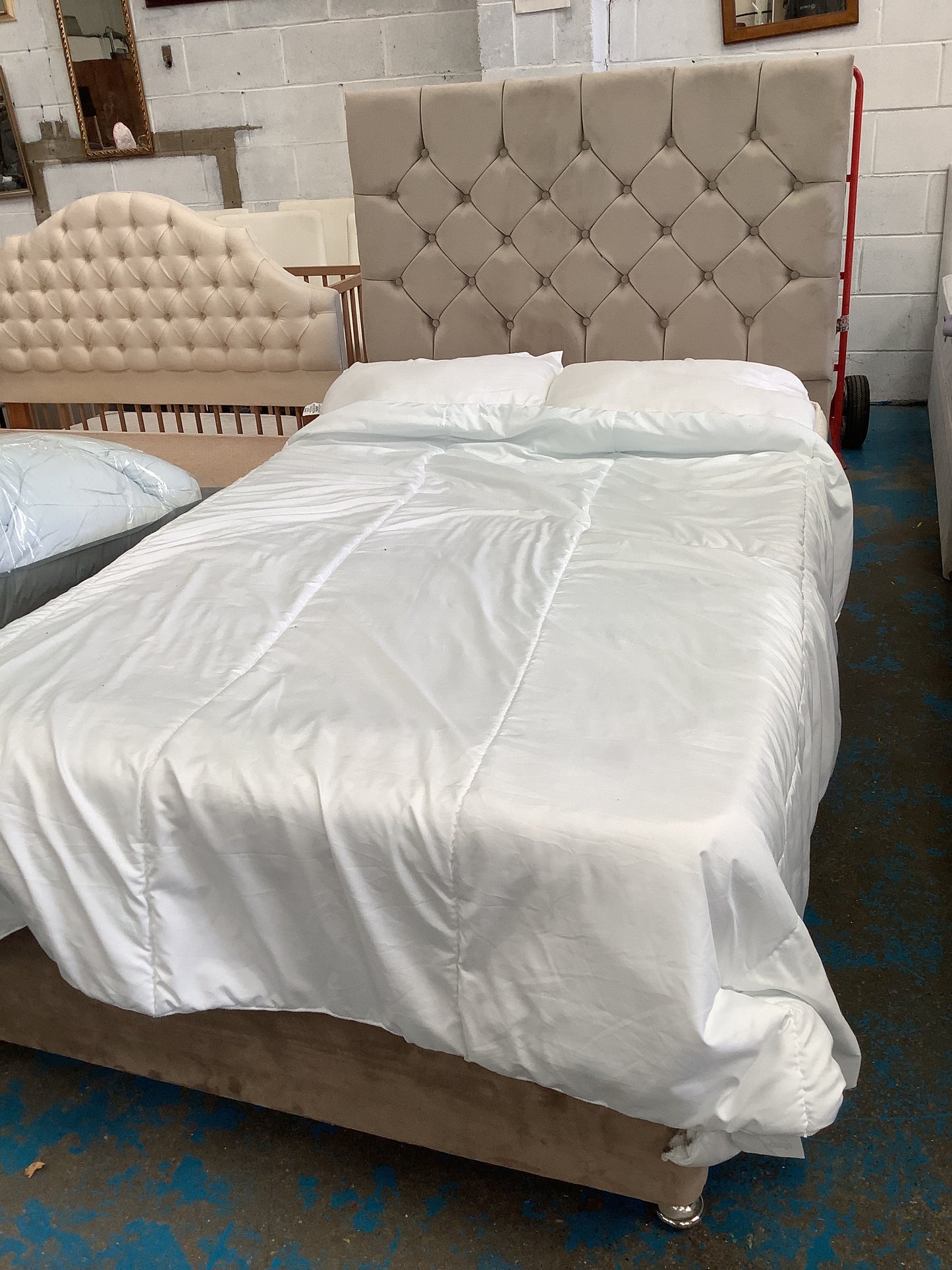 3/4 bed frame and headboard
