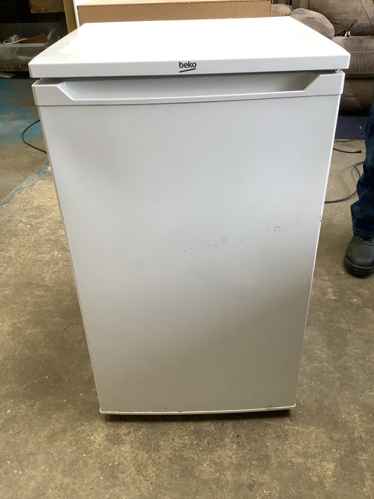 Undercounter fridge