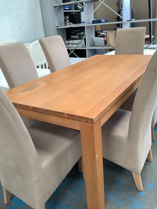 Dining table and 6 chairs