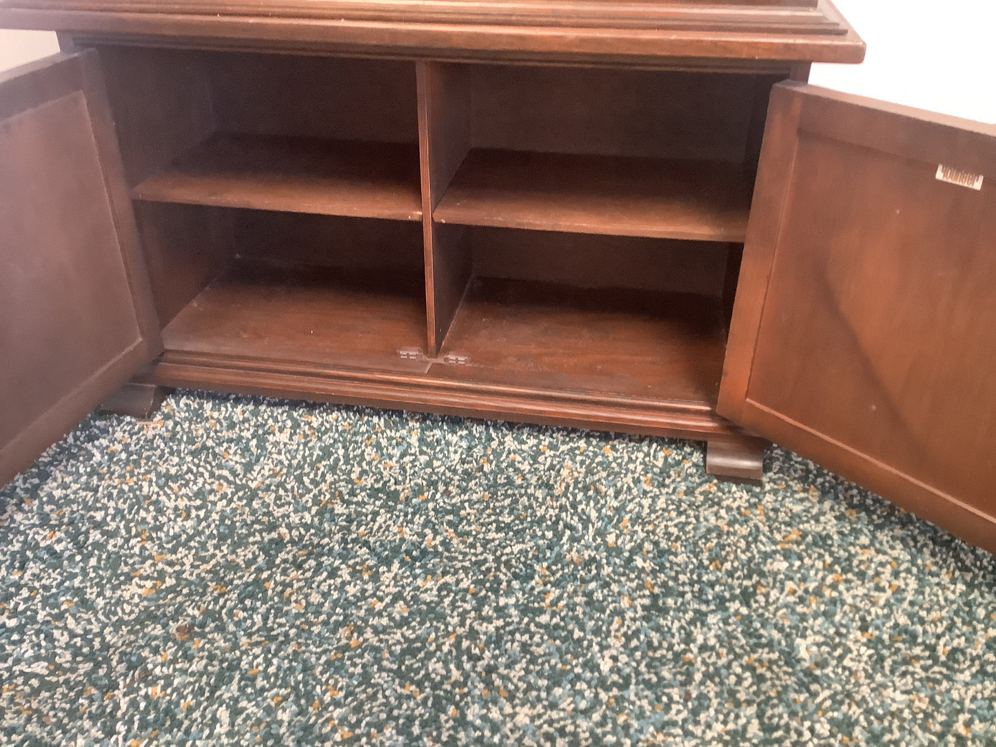 Bookcase/shelving unit