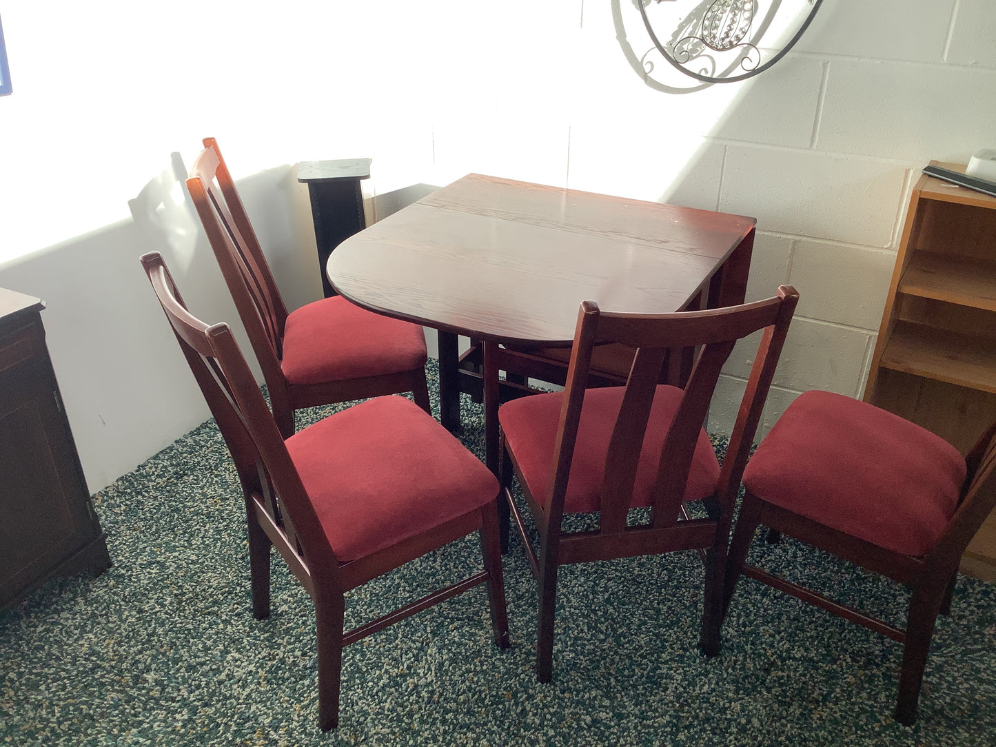 Table and 4 chairs