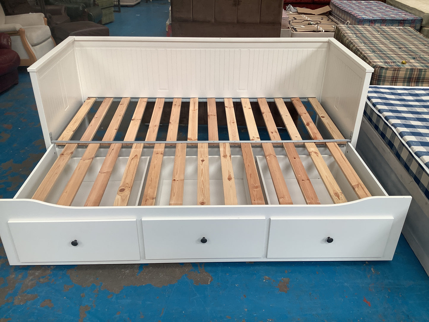 Ikea Hermes day bed