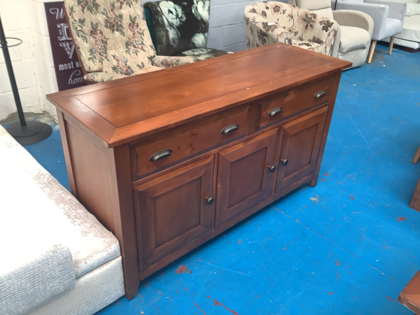 Sideboard