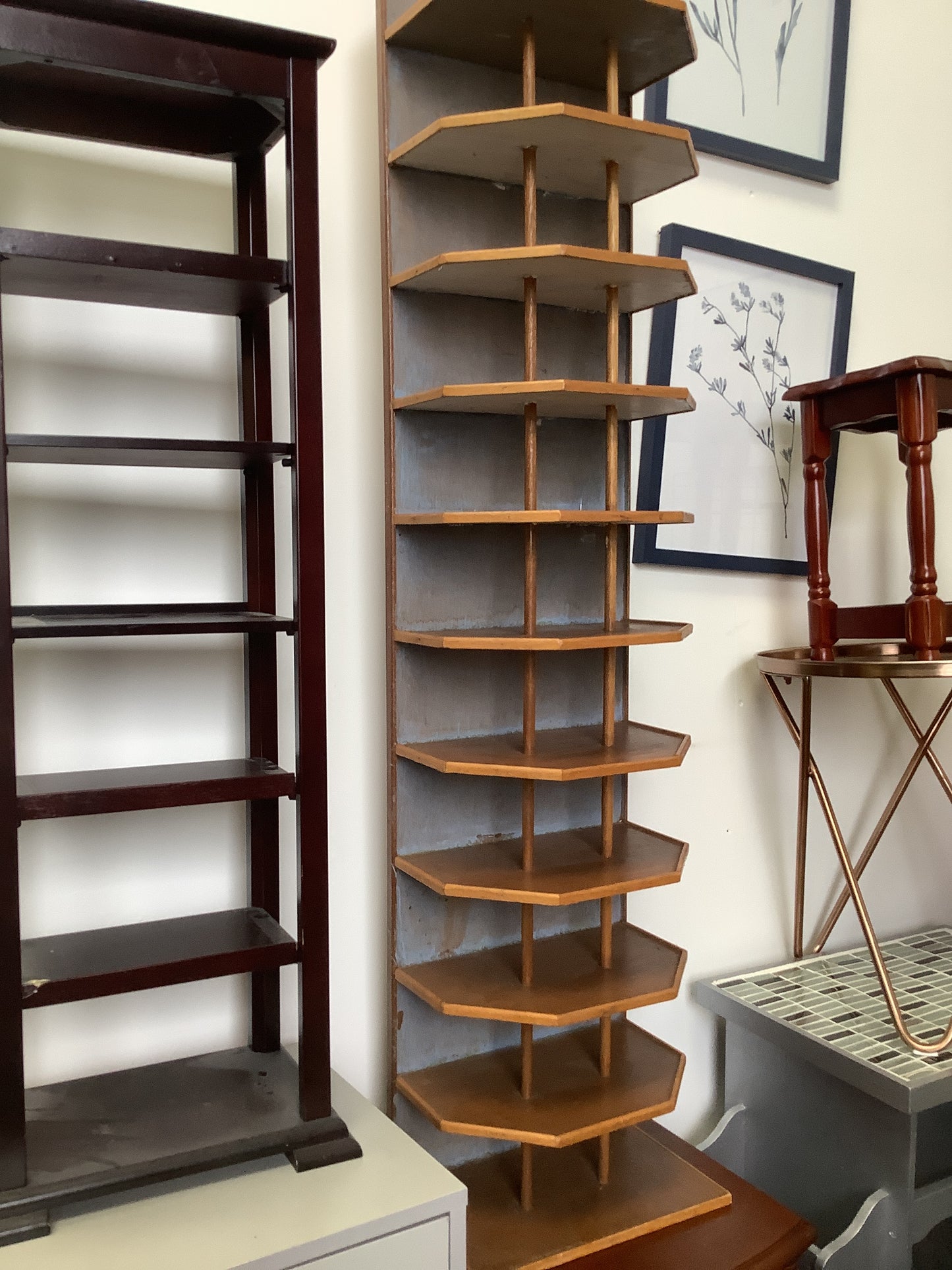 Shelf