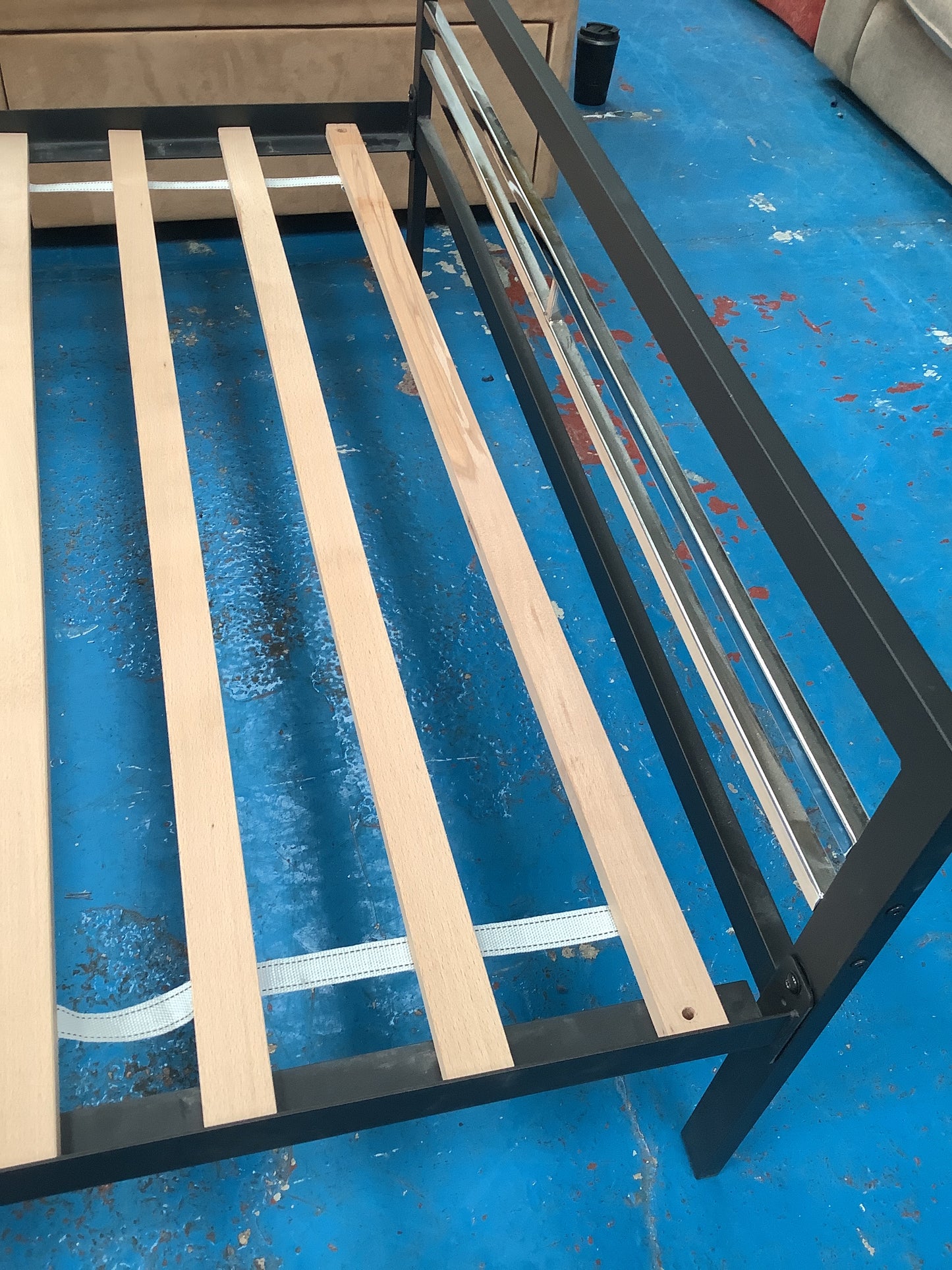 Metal double bed frame