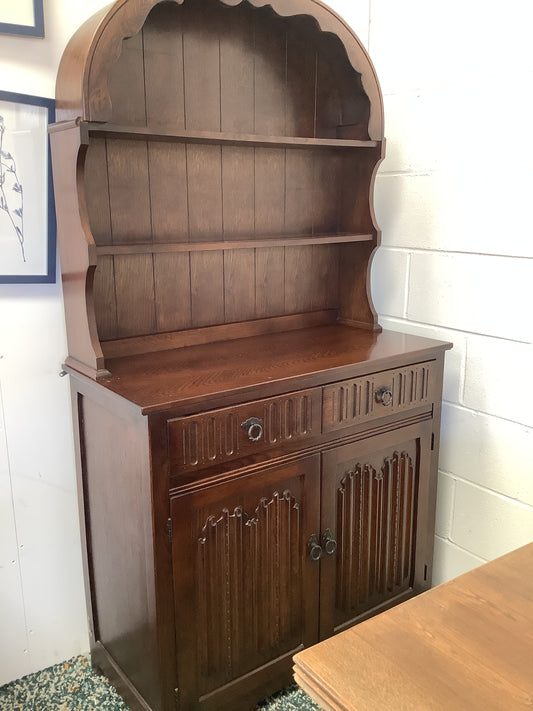 Dutch dresser