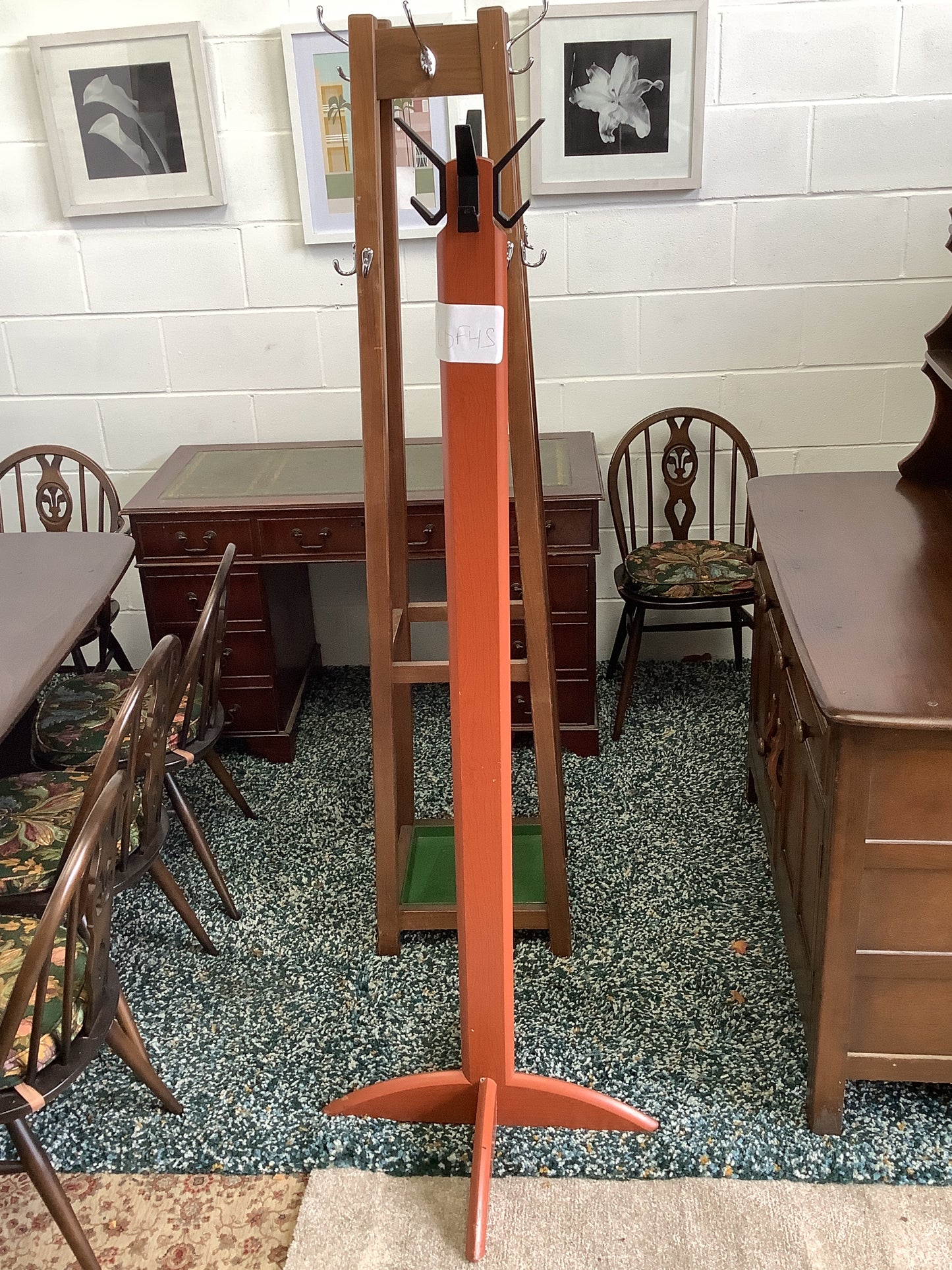 Coat stand