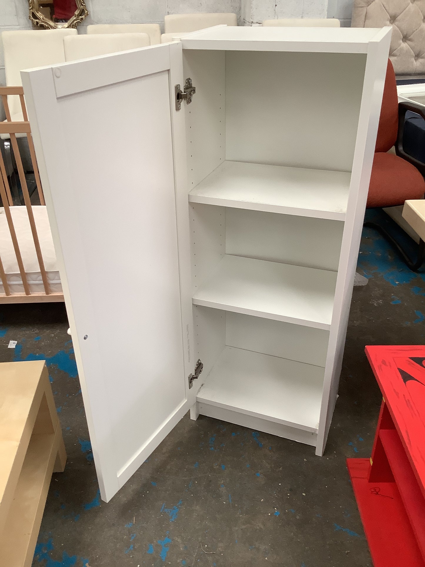Bathroom cabinet