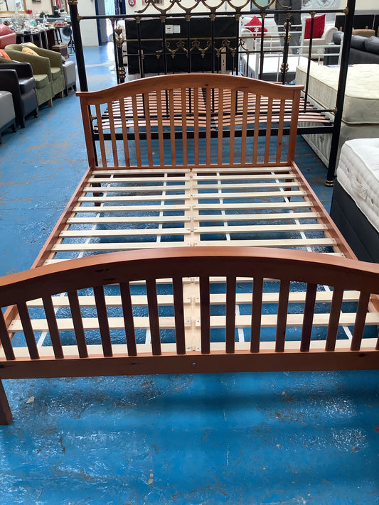 Double bed frame